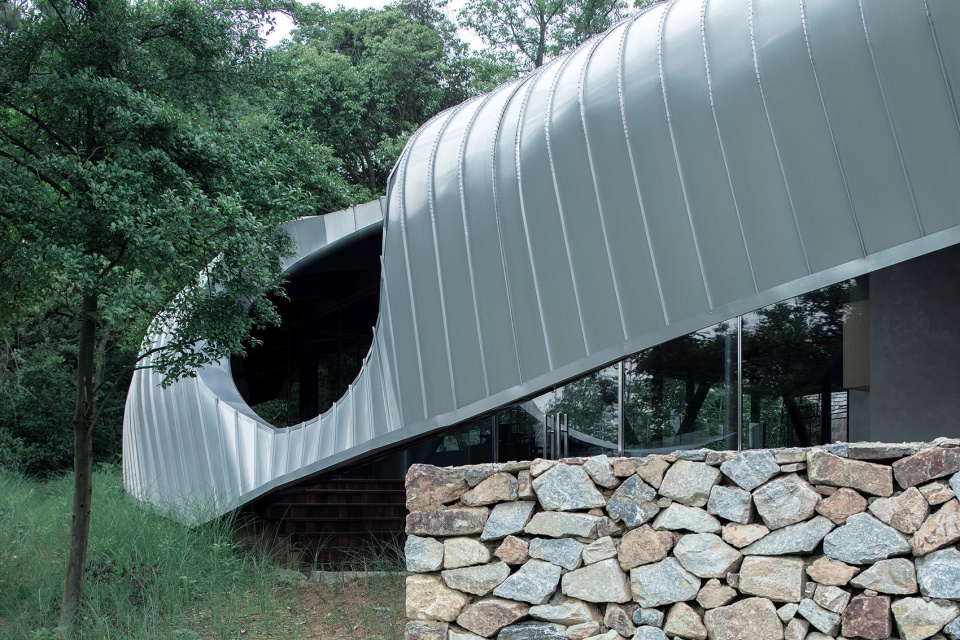 xinyu nature community centre china by monoarchi