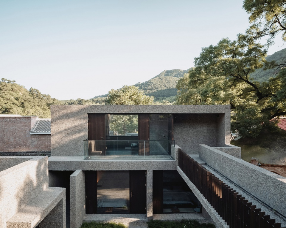 slow courtyard in the hills a bridge under the great wall by nsaaa