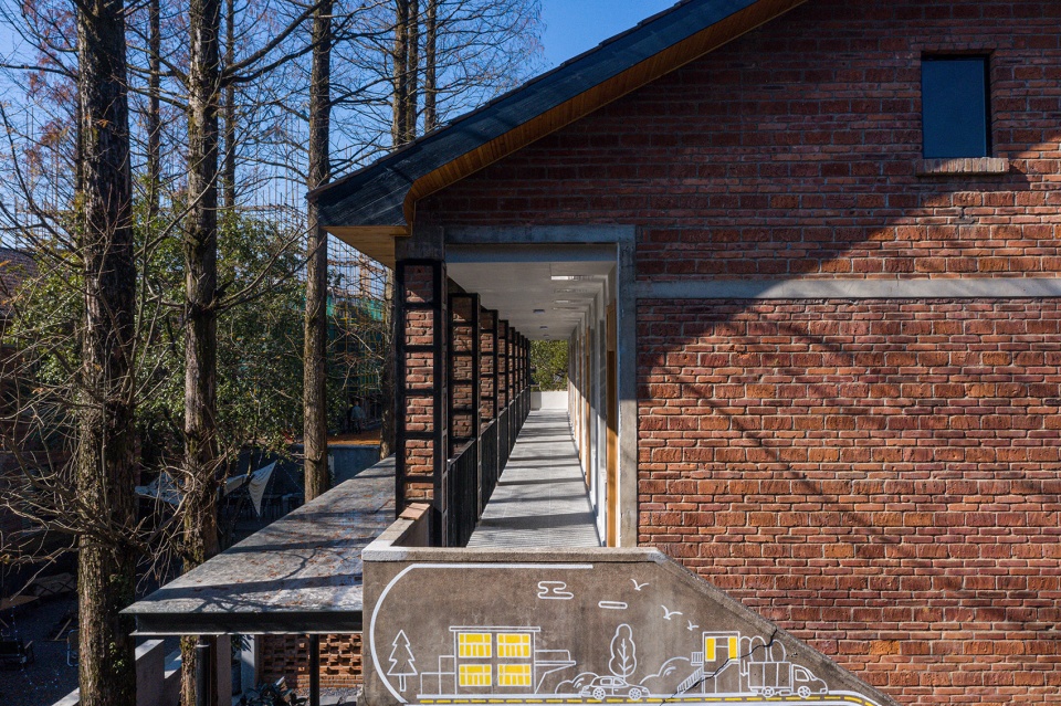 Pushe Xikou Homesta China by y ad studio