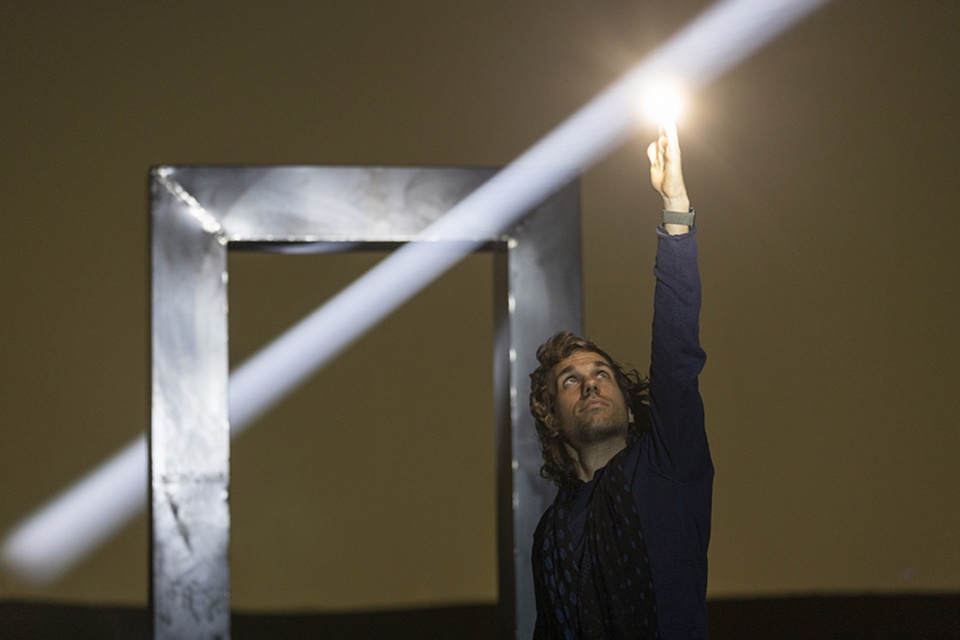 emilio ferroportal of light by emilio ferro