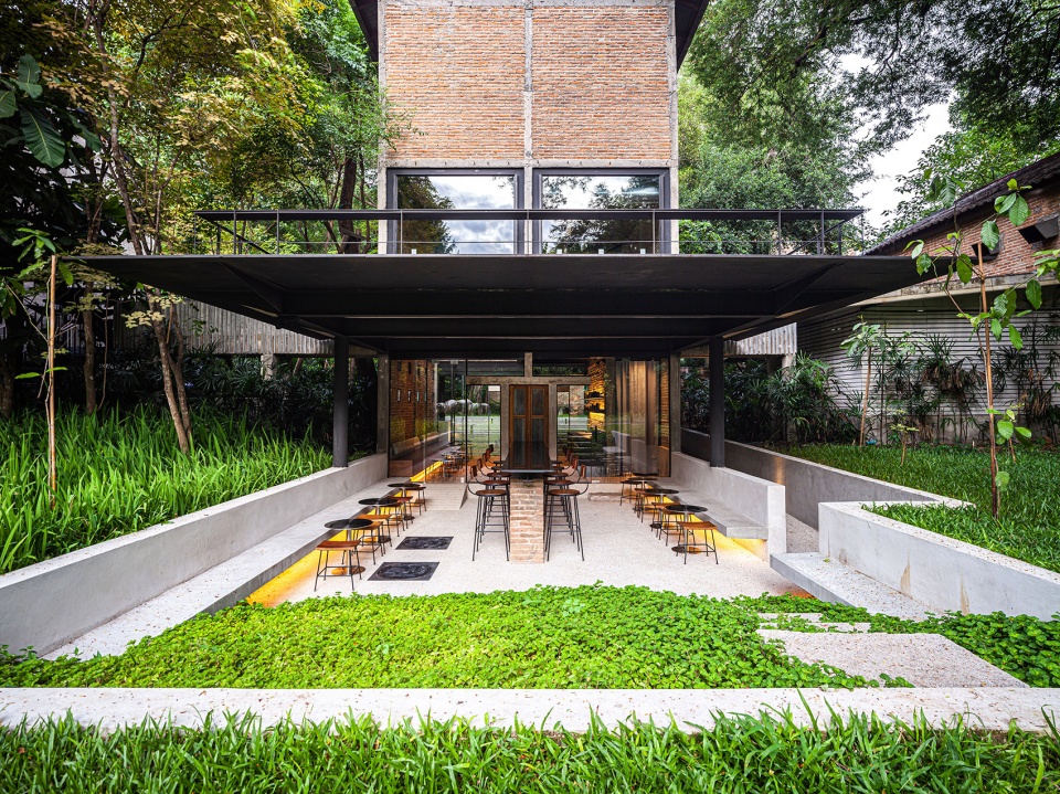 kaomai tea barn by pava architects
