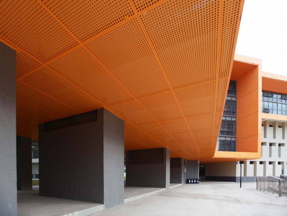 Heyuan Dong an School China by SCUT