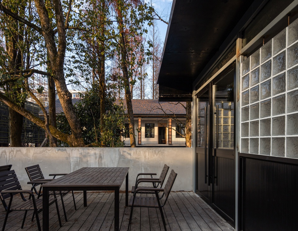 Pushe Xikou Homesta China by y ad studio