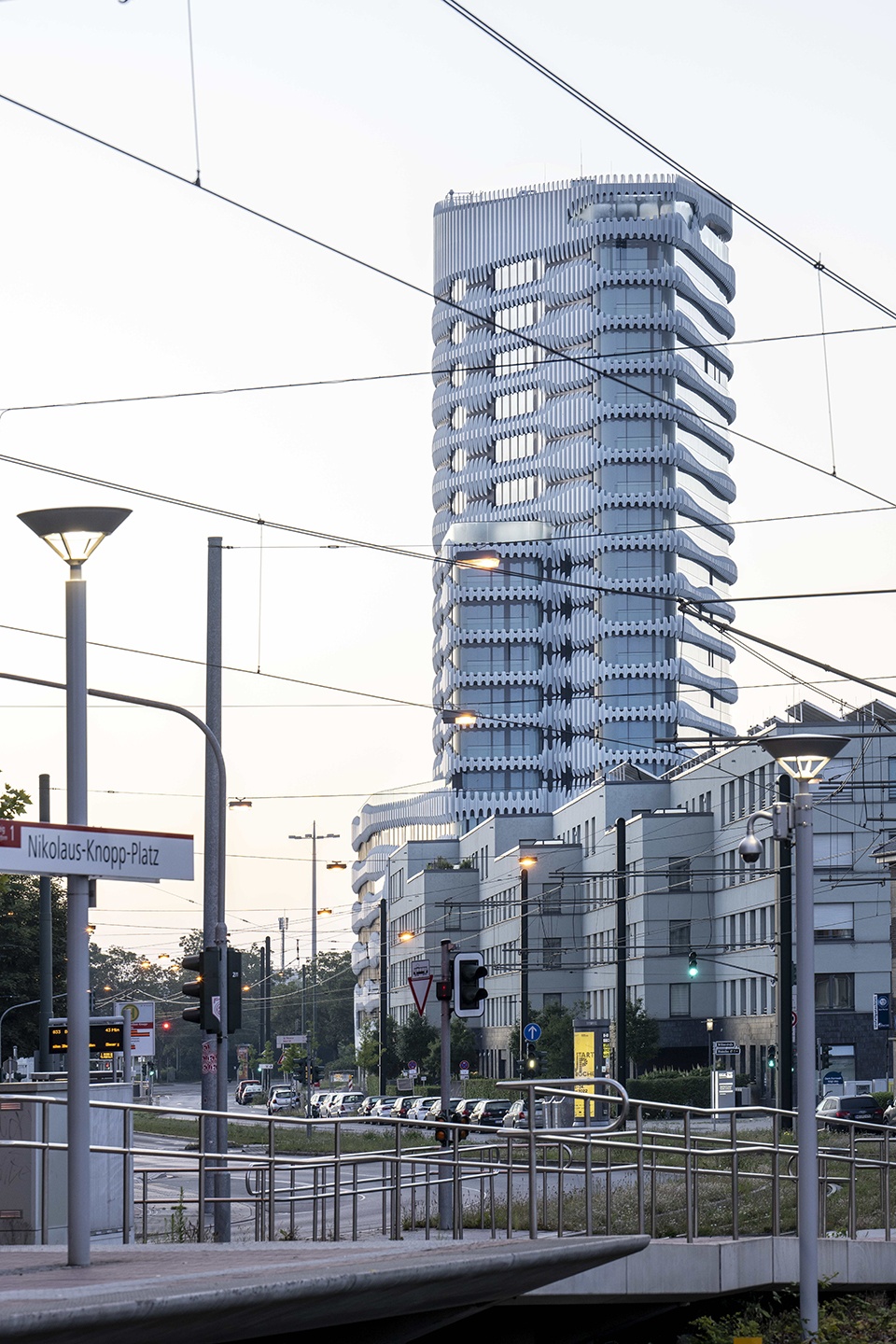 ZIPPER - RKM 740 Tower by J. MAYER H. und Partner