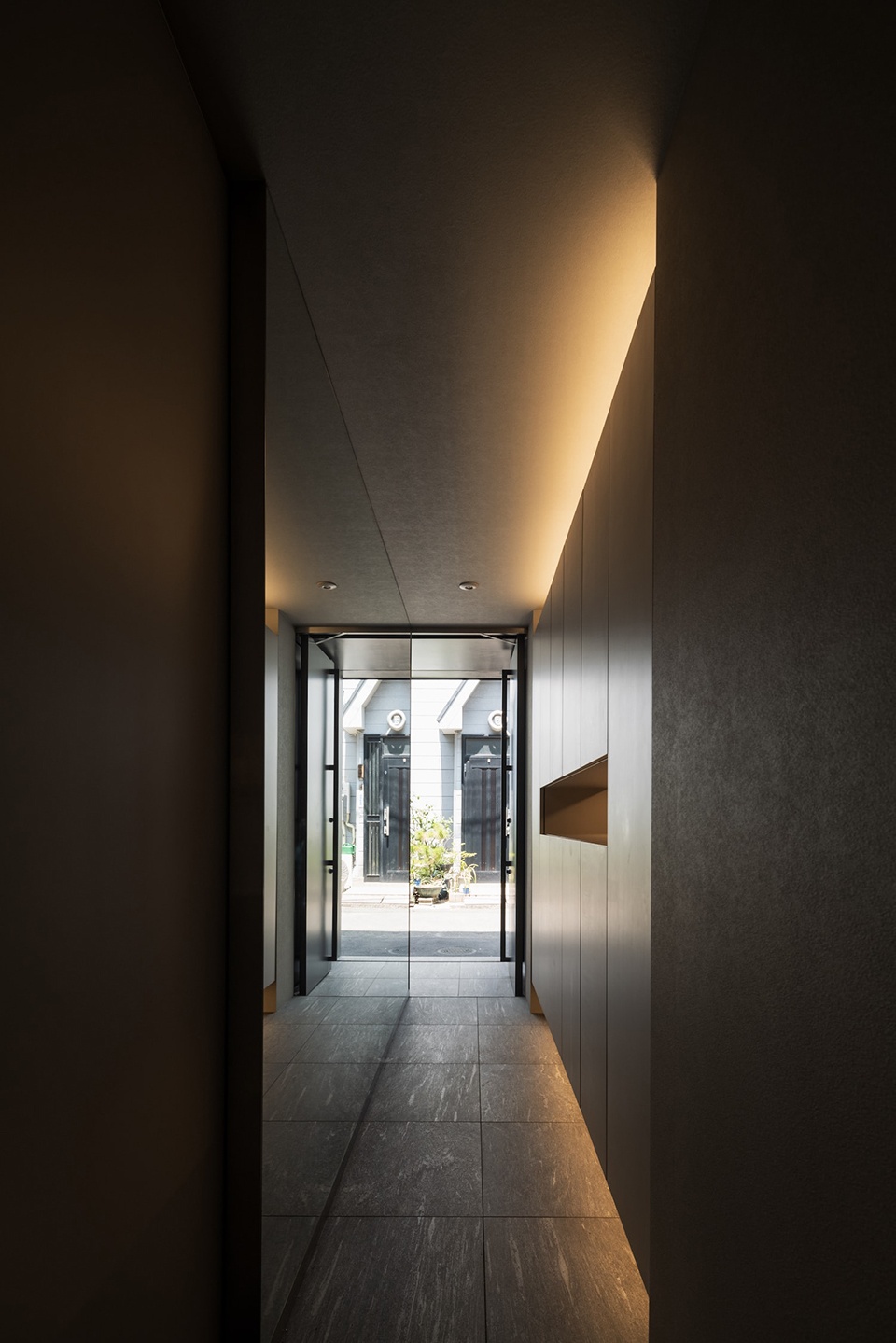 ESPACE by APOLLO Architects Associates