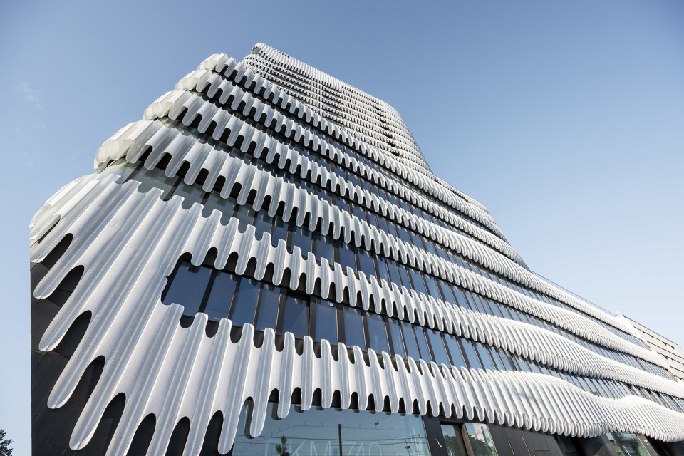ZIPPER RKM 740 Tower by J MAYER H und Partner Architekten