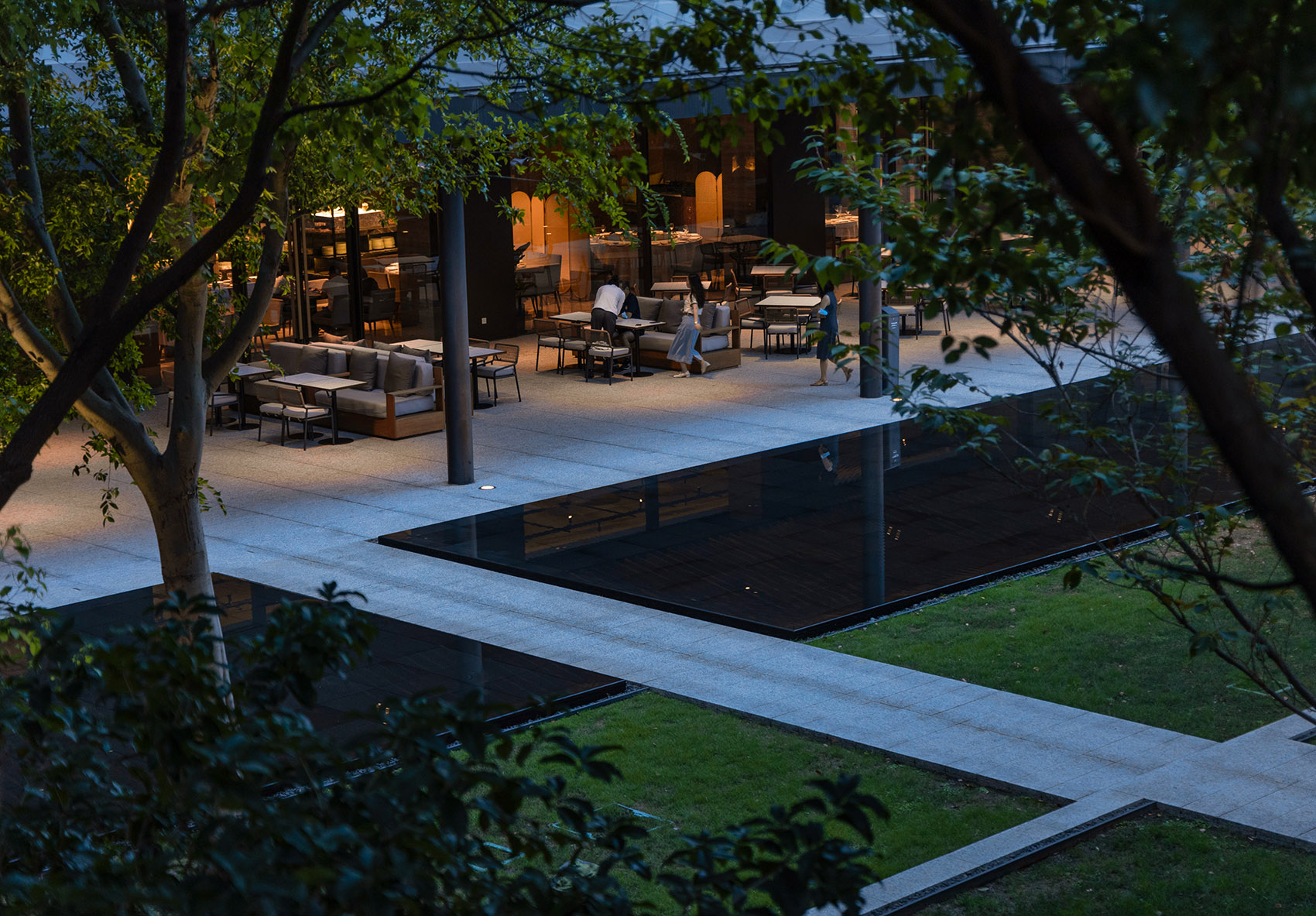Ningbo Yun Hotel by Horizon & Atmosphere Landscape - 谷德设计网