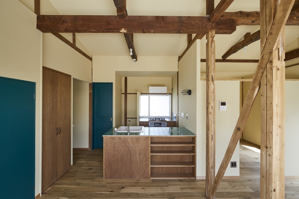Koshigoe House by ROOVICE
