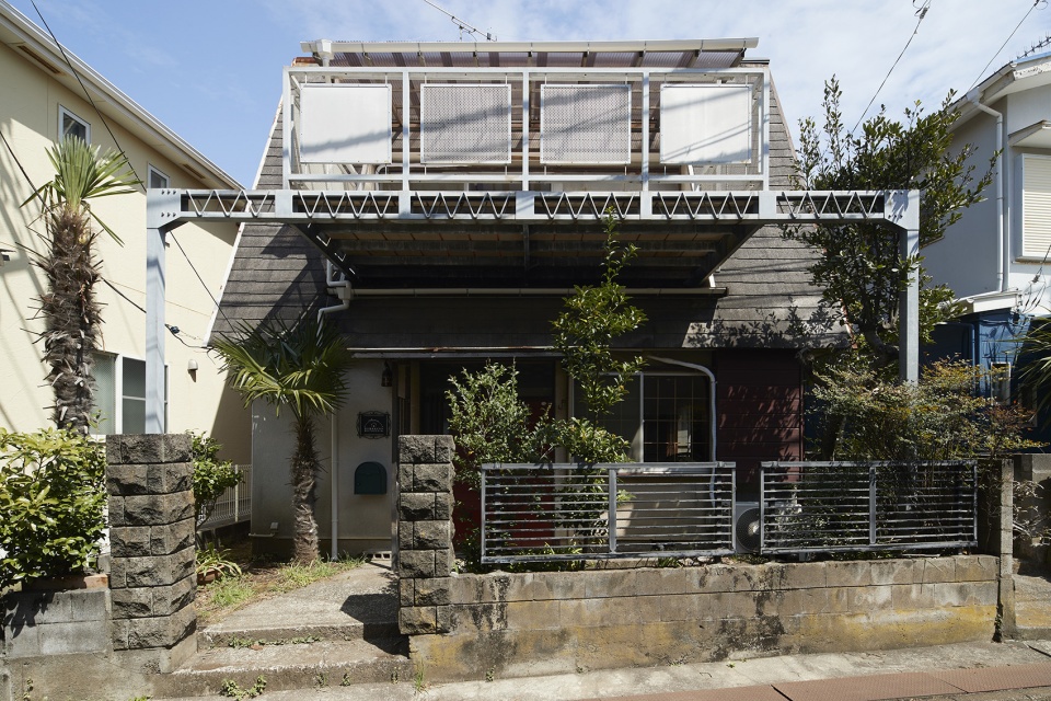 Koshigoe House by ROOVICE
