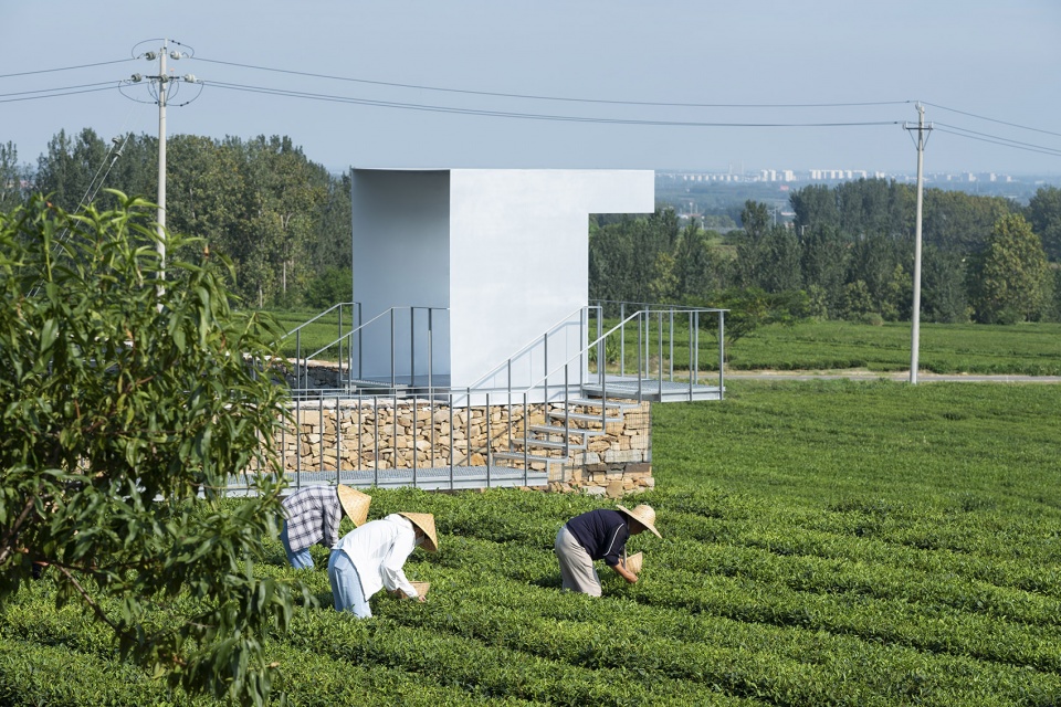 Watchman Teahouse by Guanzhu landscape plandesign institute Kong Xiangwei Studio