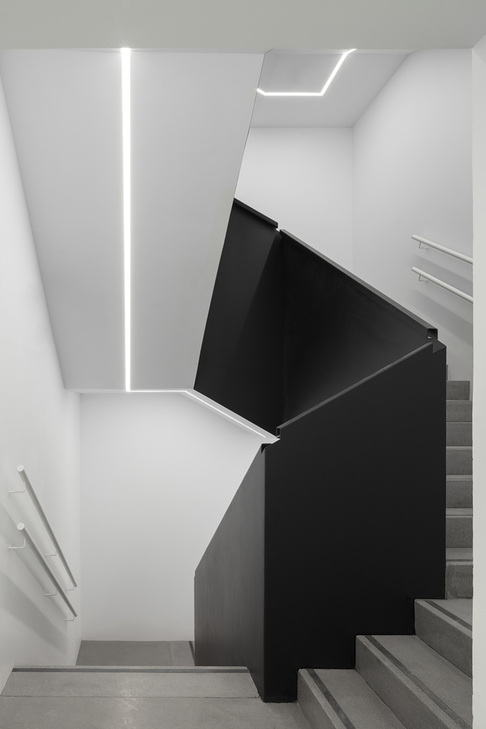 integral reform of the bizkaia tower by idom