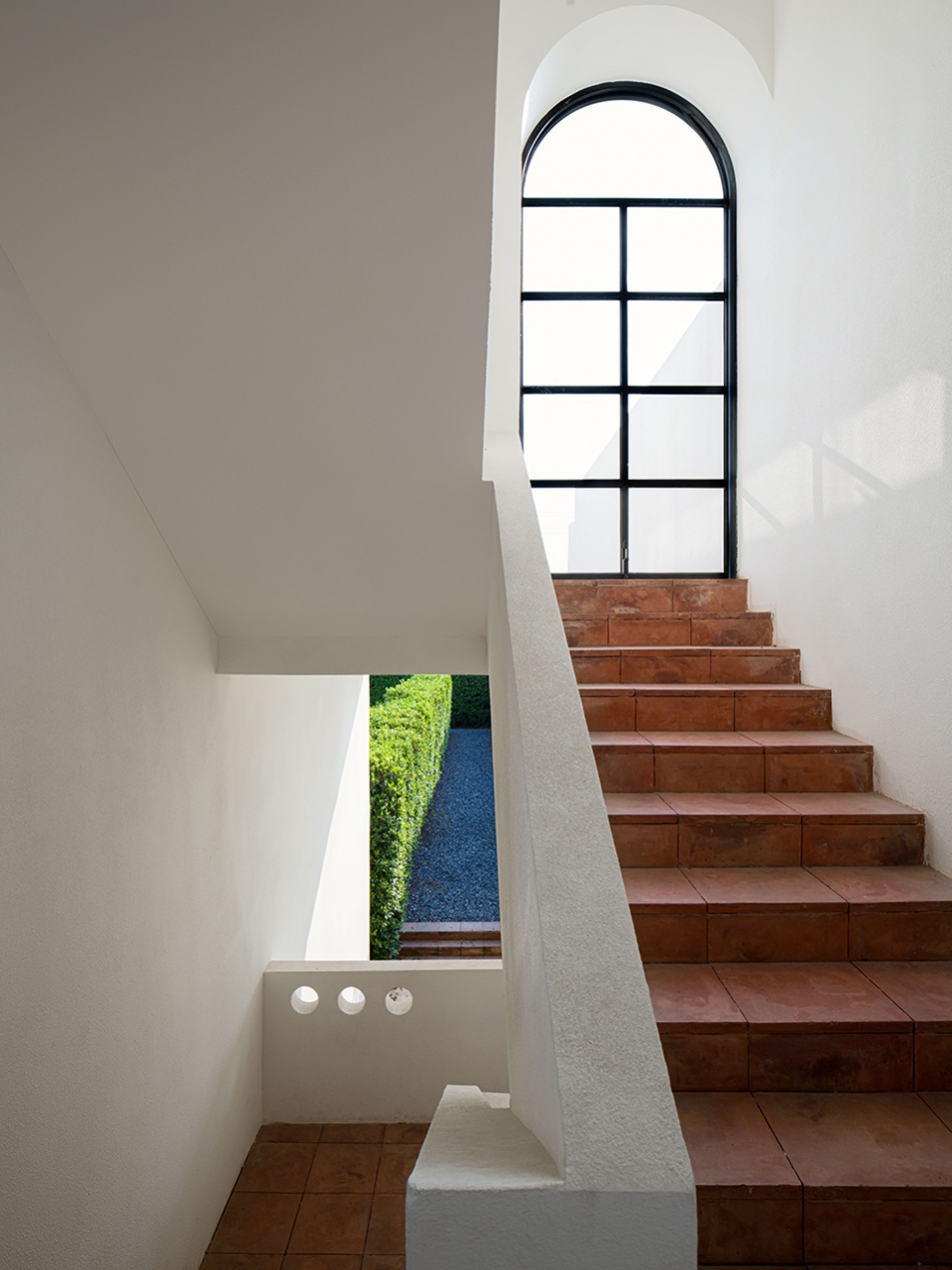 recasa furniture factory by jade simple design