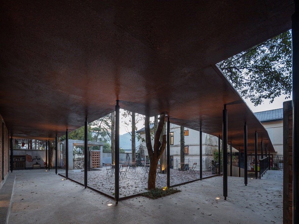 Pushe Xikou Homesta China by y ad studio