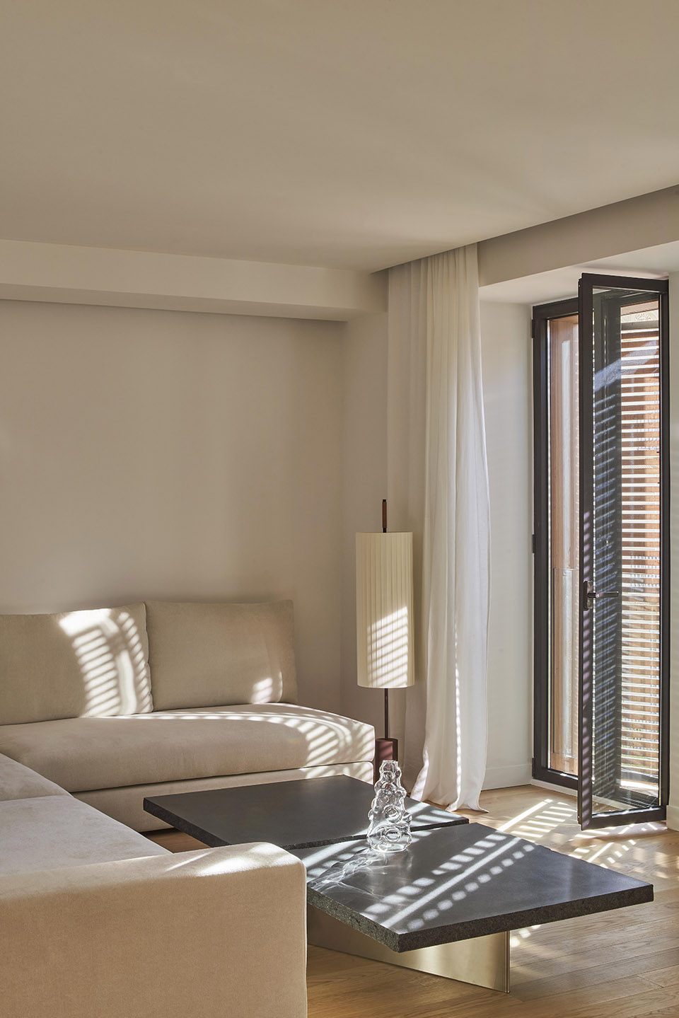 Ausiàs March Housing Building by GCA Architects 谷德设计网