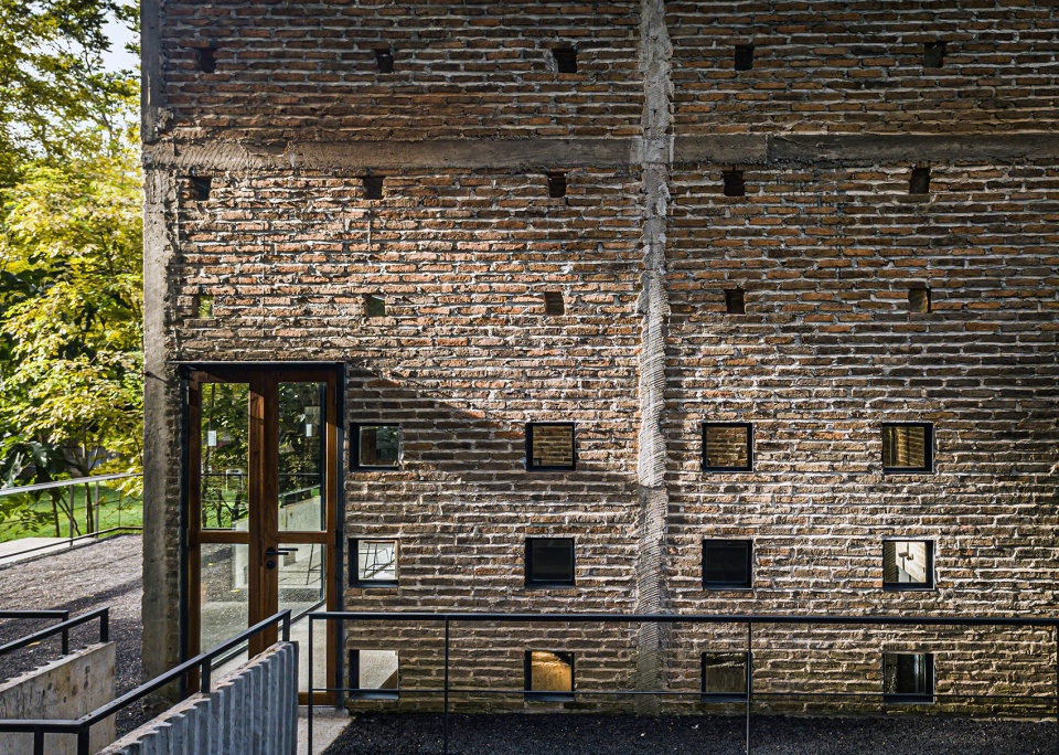 kaomai tea barn by pava architects