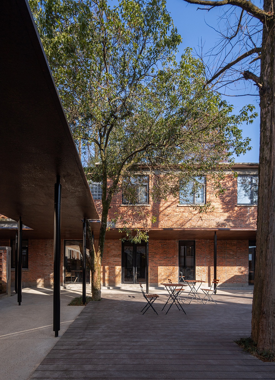 Pushe Xikou Homesta China by y ad studio