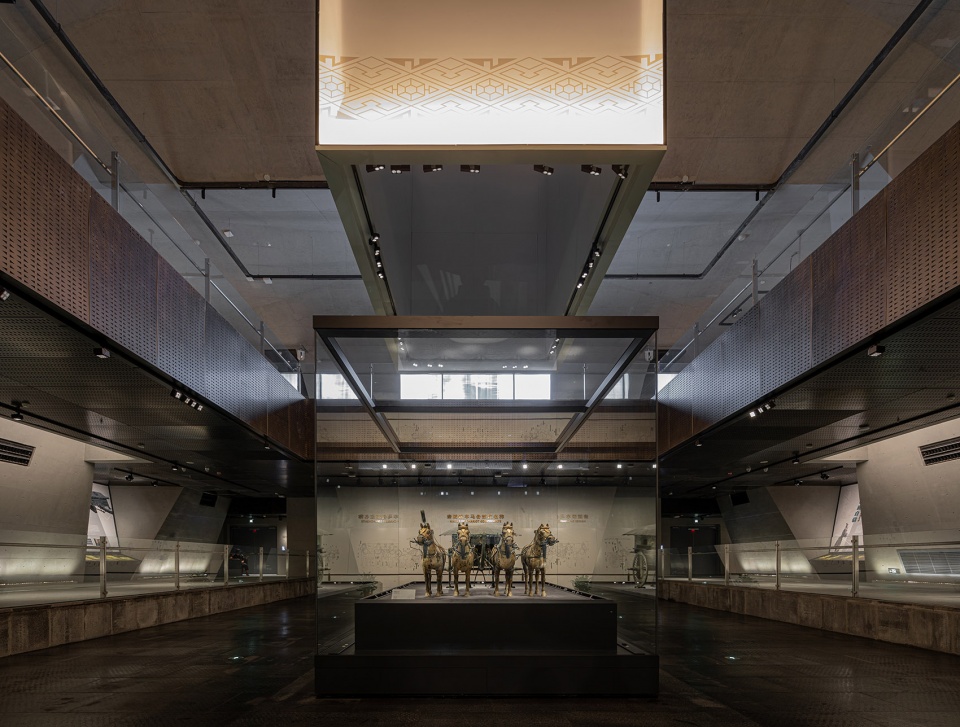 the bronze chariots museum of the qin shi huang mausoleum in xian by zsa atelier diameter