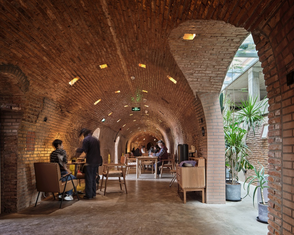 Renovation of a Hoffmann kiln in Pudong China by HCCH Studio