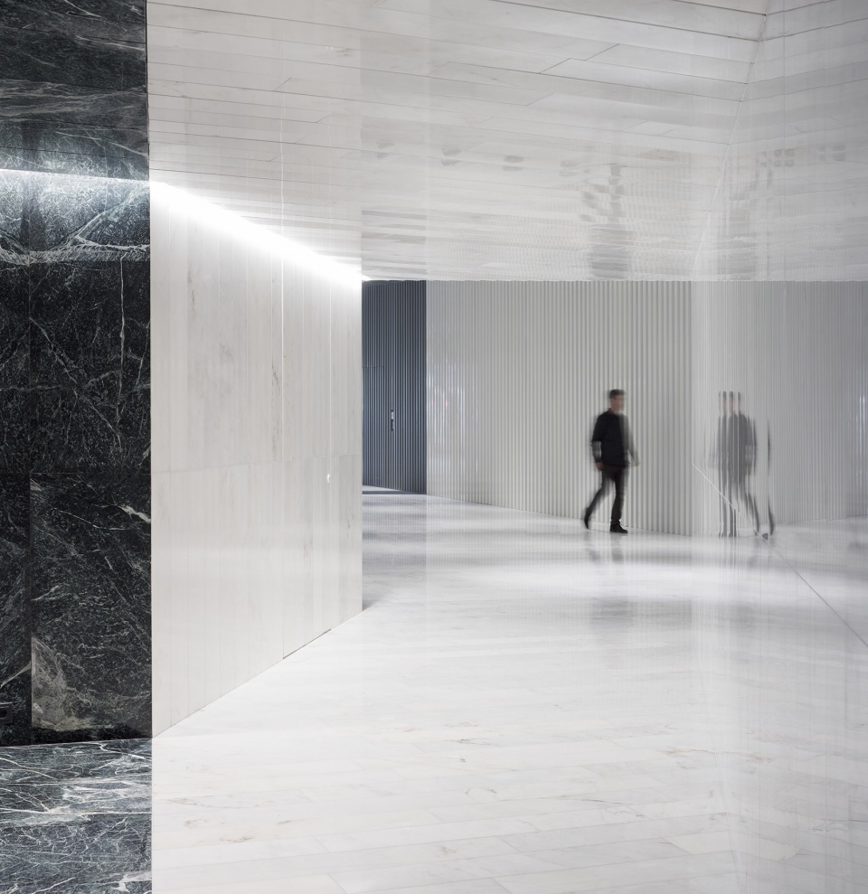 integral reform of the bizkaia tower by idom