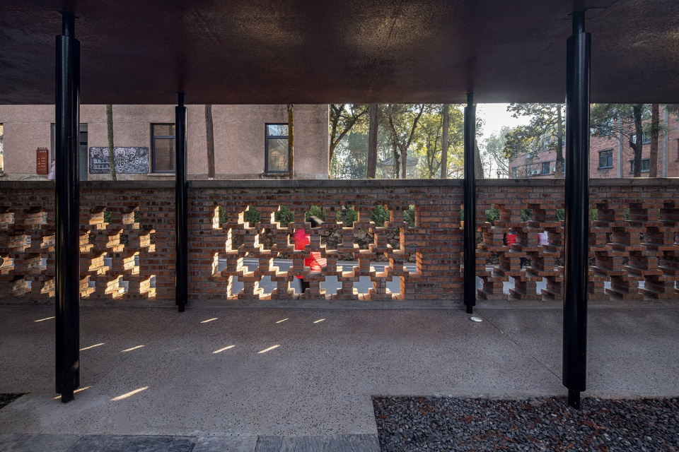 Pushe Xikou Homesta China by y ad studio