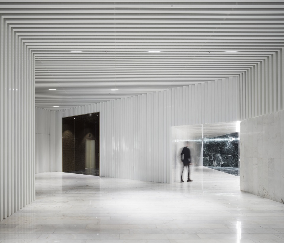 integral reform of the bizkaia tower by idom