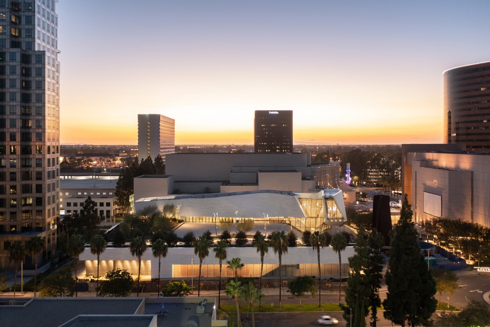 orange county museum of art morphosis