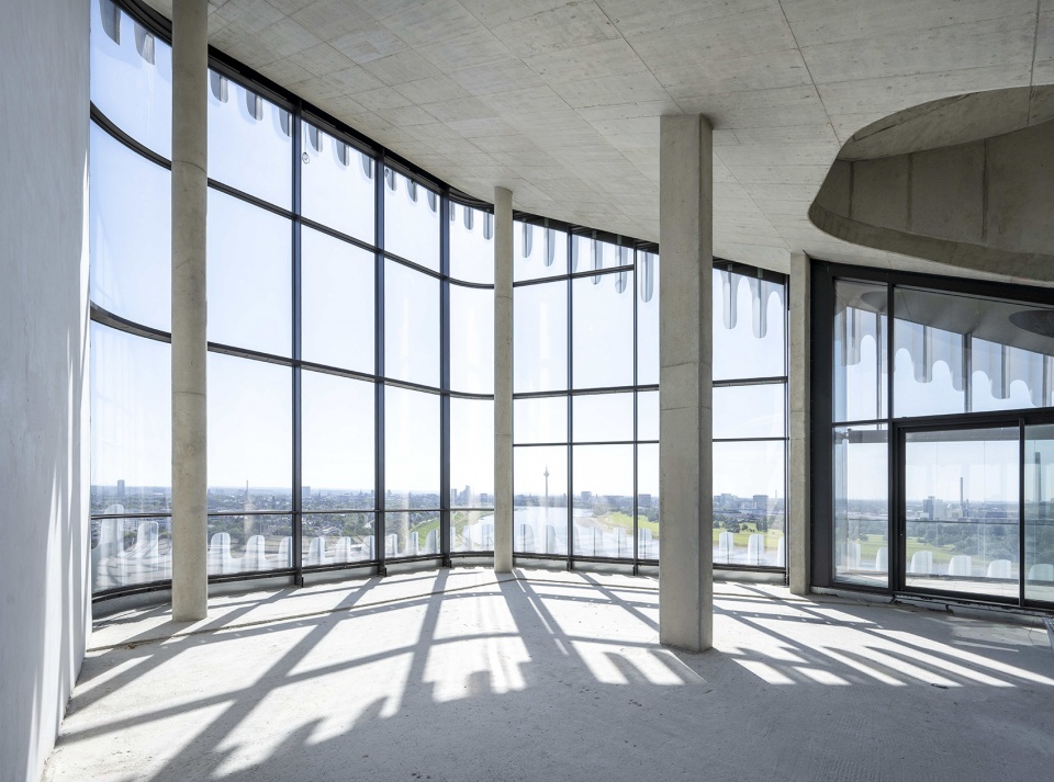 ZIPPER RKM 740 Tower by J MAYER H und Partner Architekten