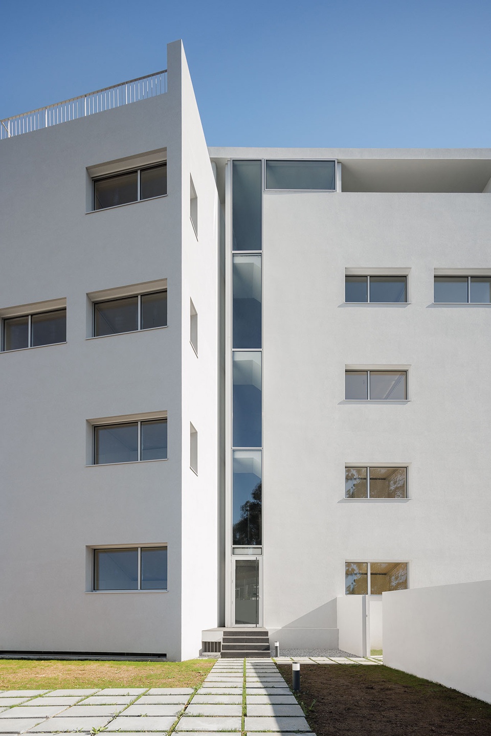 Nova Rio Housing by Antonio Paulo Marques Arquiteto e Associados Lda