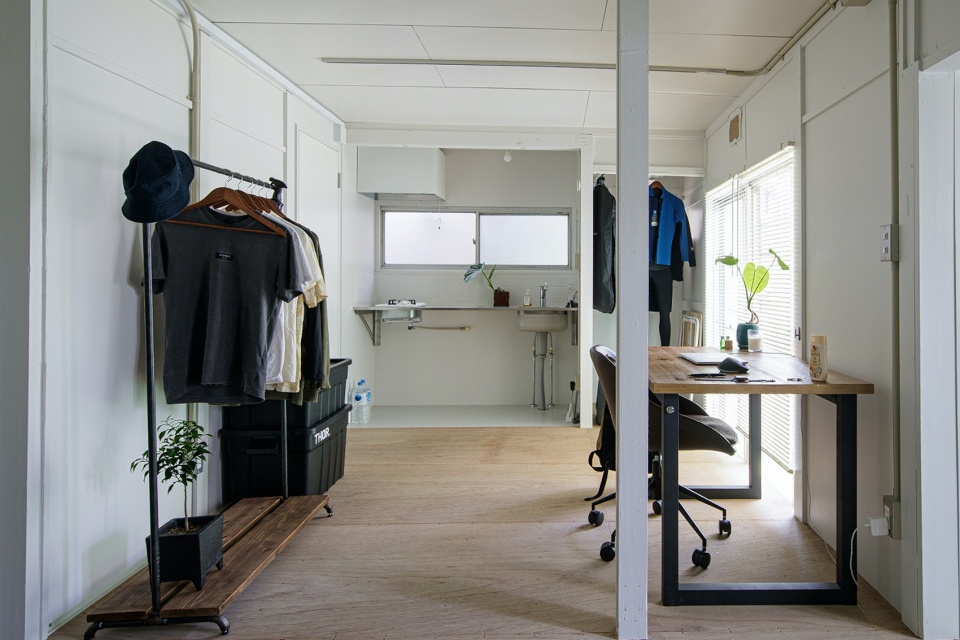 Tsunashima House by ROOVICE