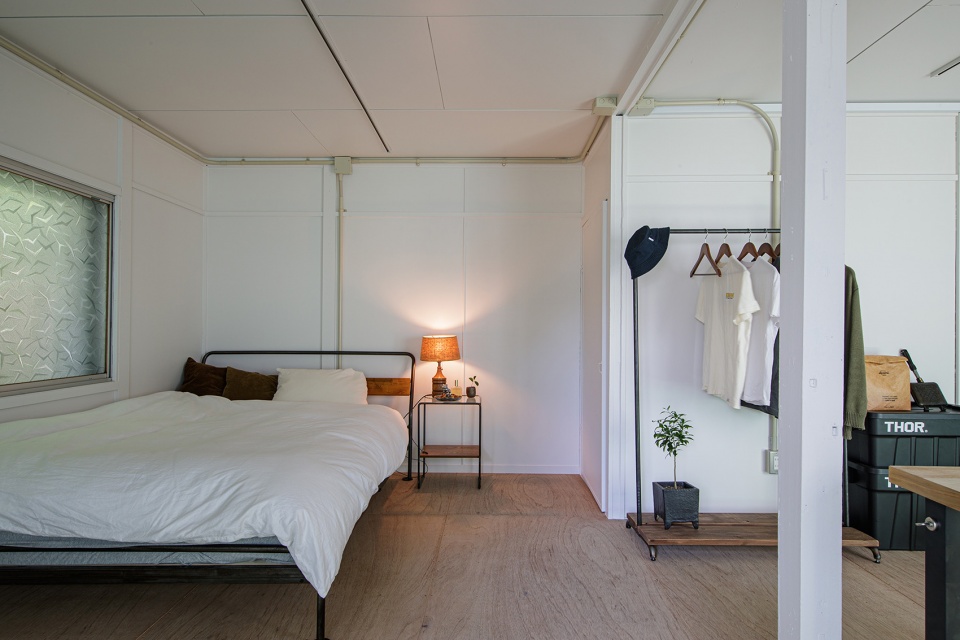 Tsunashima House by ROOVICE