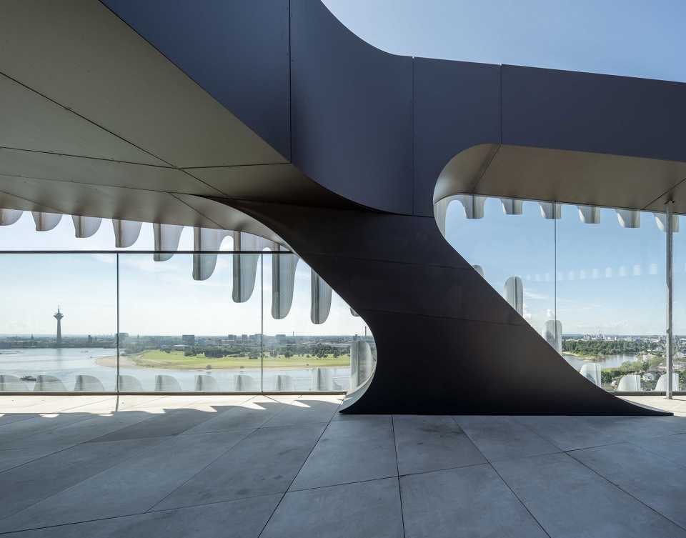 ZIPPER RKM 740 Tower by J MAYER H und Partner Architekten