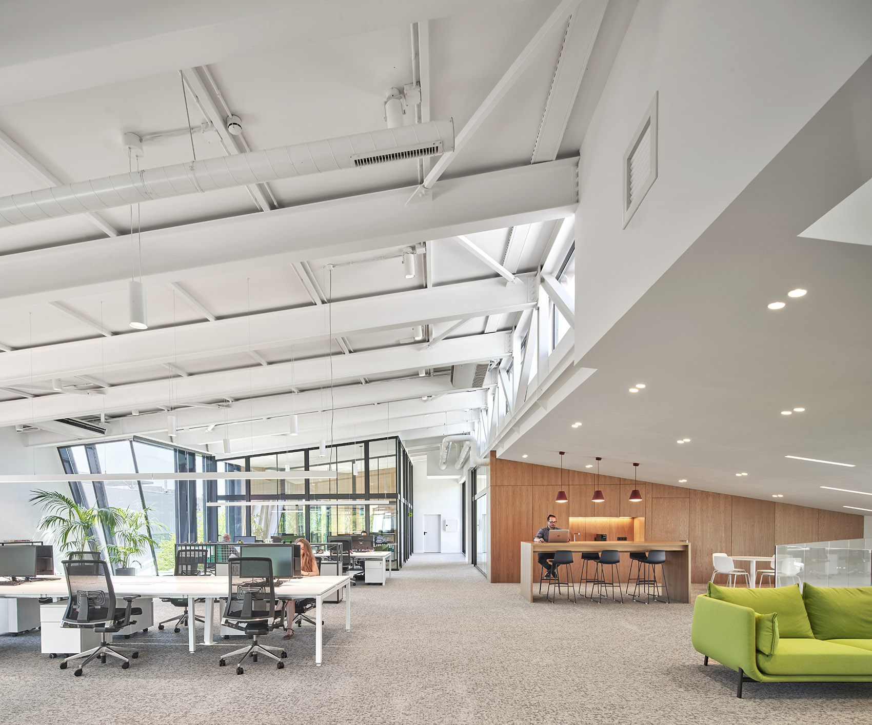 Magic Box新办公总部，巴塞罗那 / OMA Octavio Mestre Arquitectos + Elastiko 谷德设计网