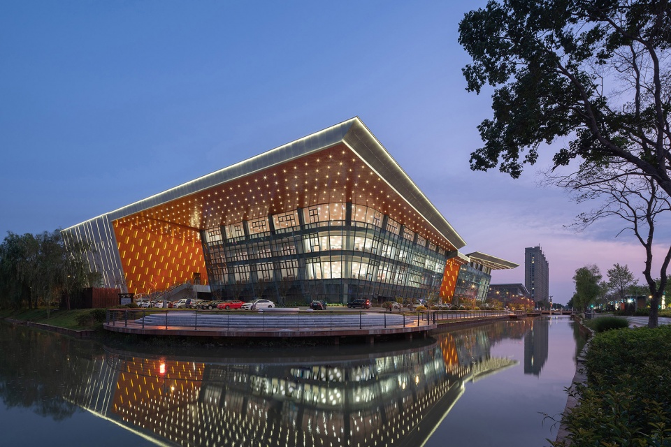xiangshui art culture center by atah