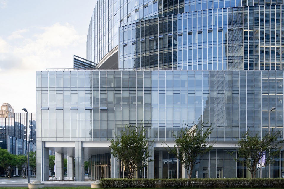 chengdu co innovation and cooperation center by lla