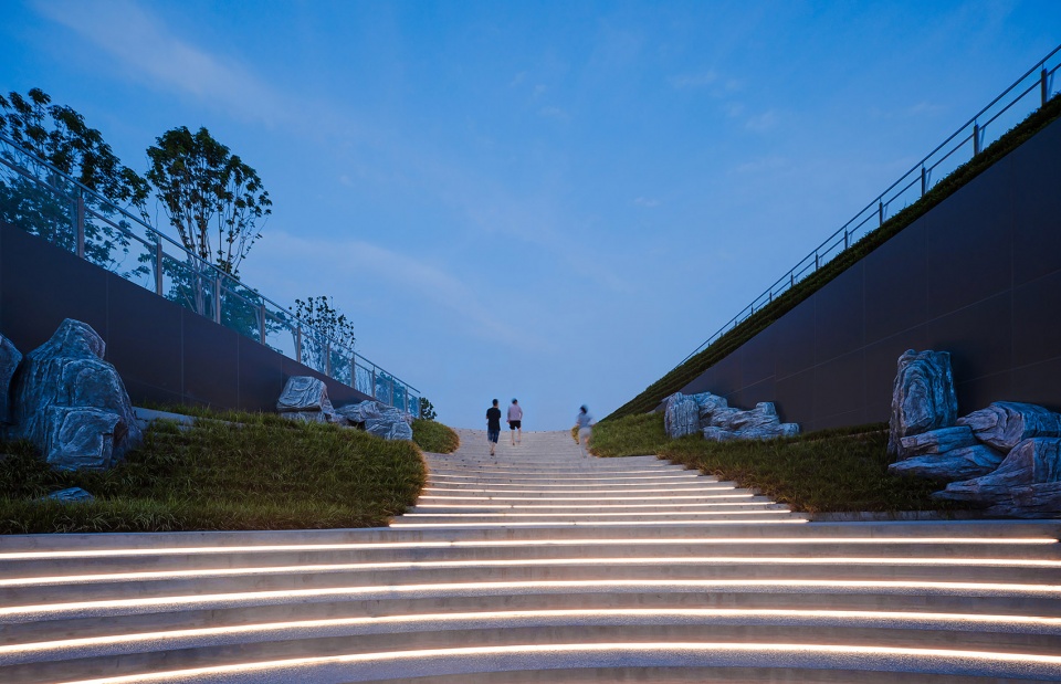 xinglong lake roadshow center by tektonn architects