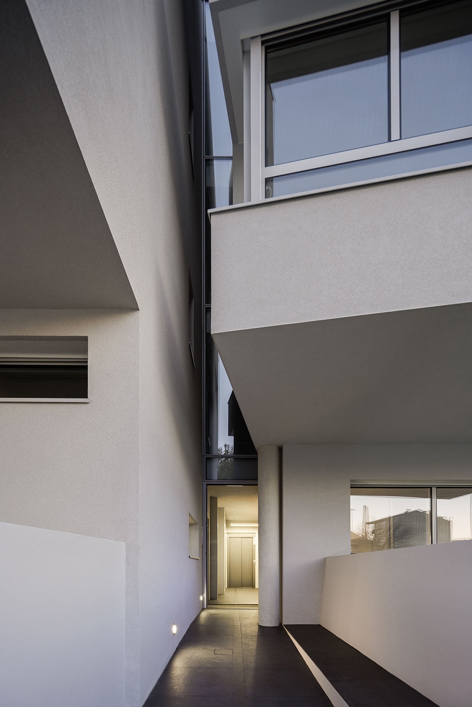 Nova Rio Housing by Antonio Paulo Marques Arquiteto e Associados Lda