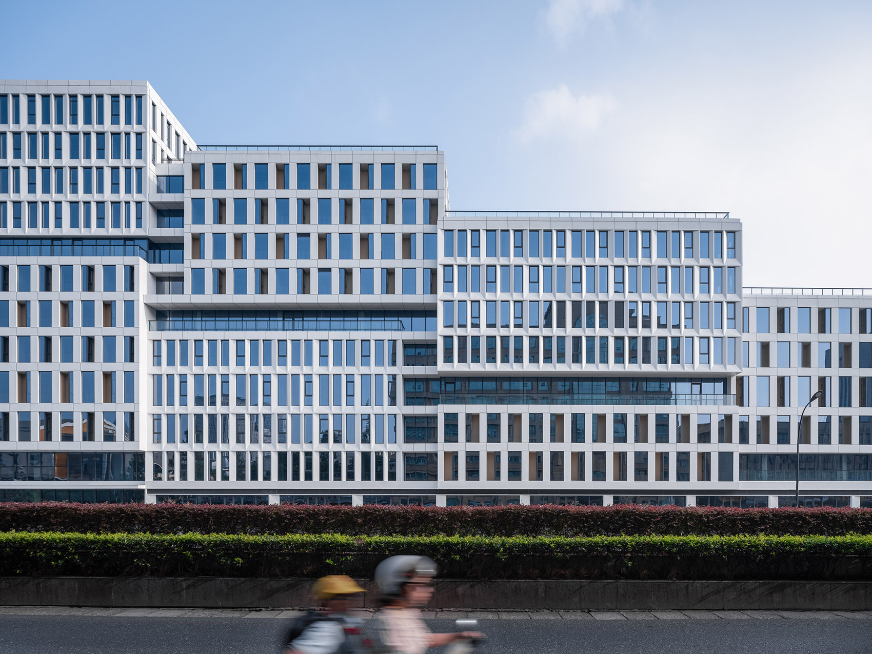 Annuo Xincheng Nursing Home, China by LYCS Architecture 谷德设计网