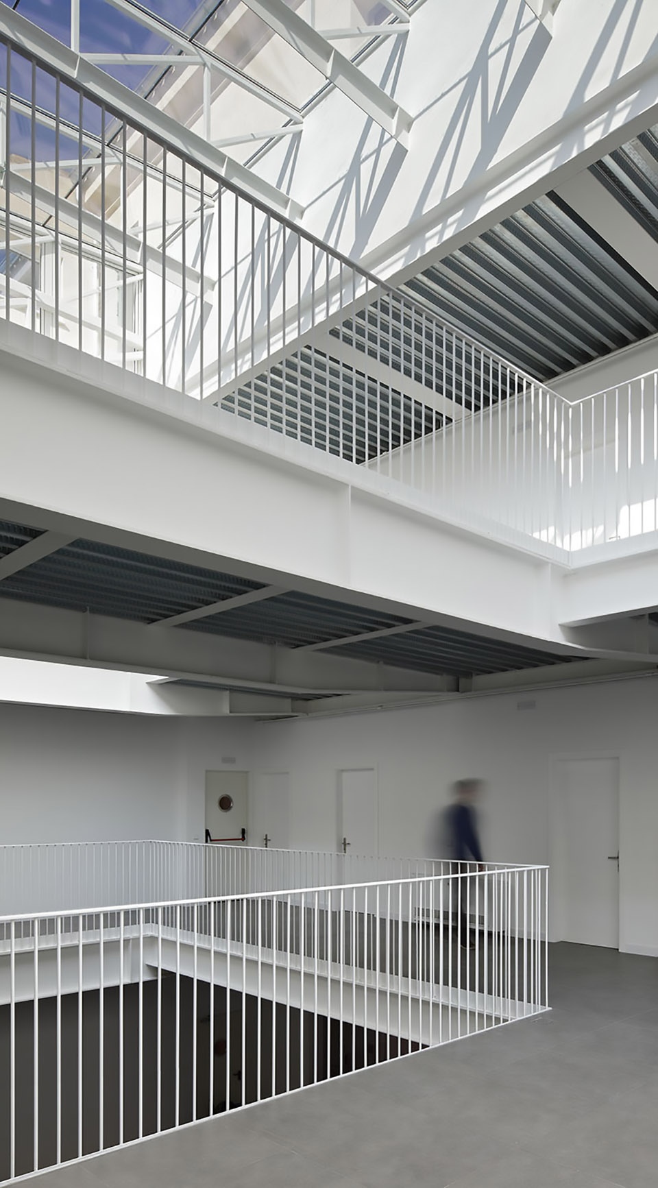 student residence in the arenal neighborhood seville by garcia melero architects15