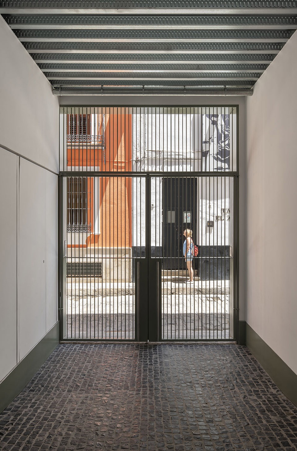 student residence in the arenal neighborhood seville by garcia melero architects6