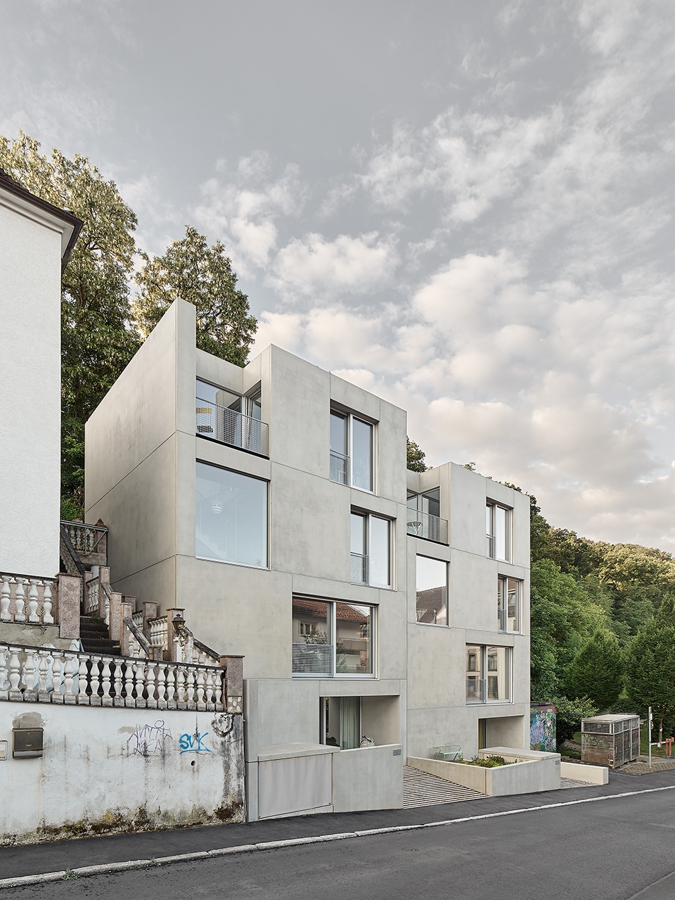 HS77 Stuttgart Apartments by VON M