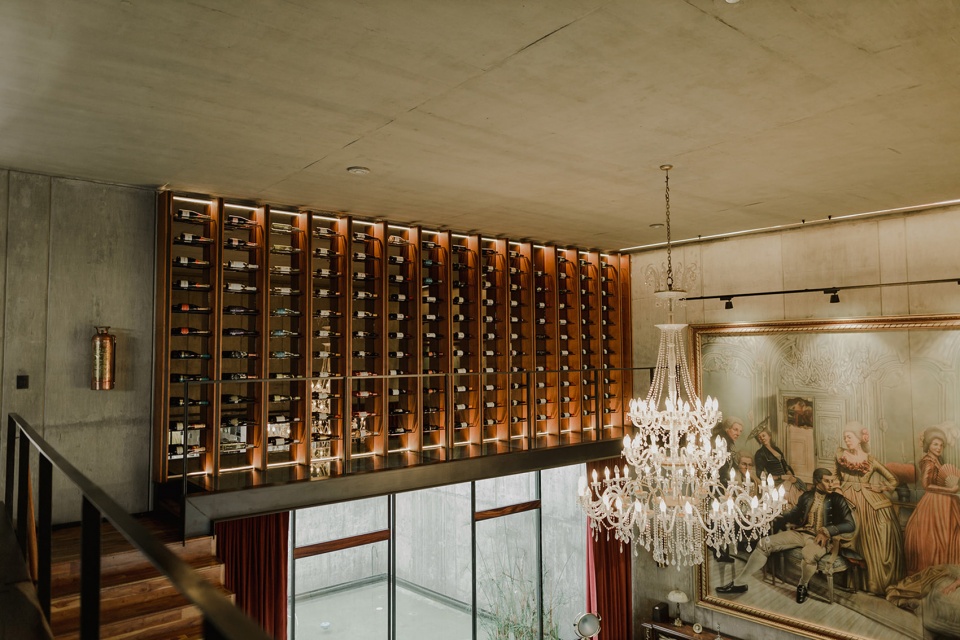 Flavia Luxury Hotel by ROOTSTUDIO