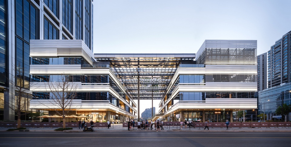 commercial podium shanghai suhe mixc world by kokaistudios