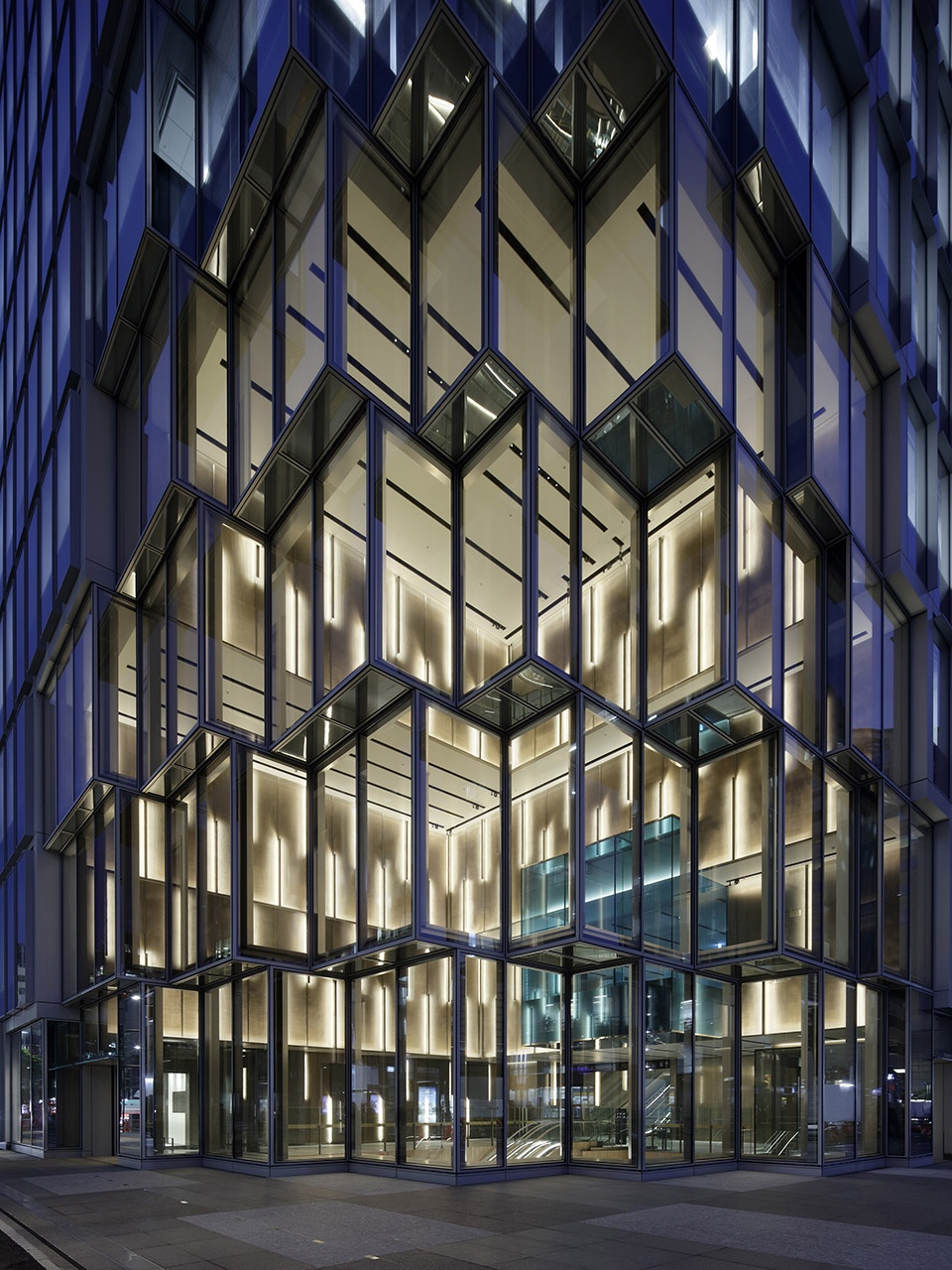 TENJIN BUSINESS CENTER BY CURIOSITY + OMA - 谷德设计网
