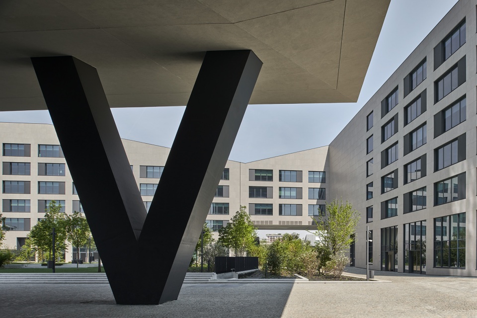 Symbiosis business district s Building D by ACPV ARCHITECTS