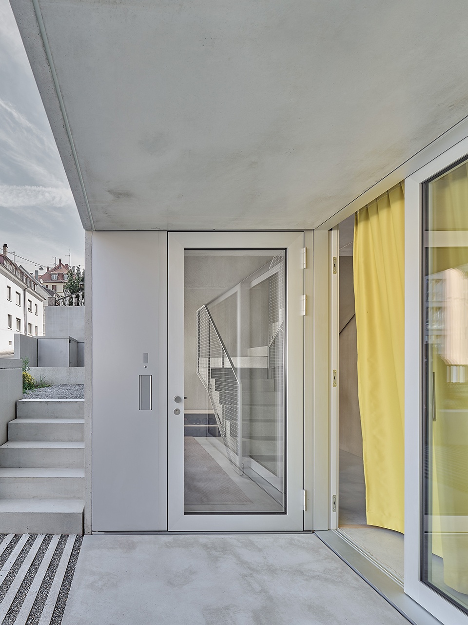 HS77 Stuttgart Apartments by VON M