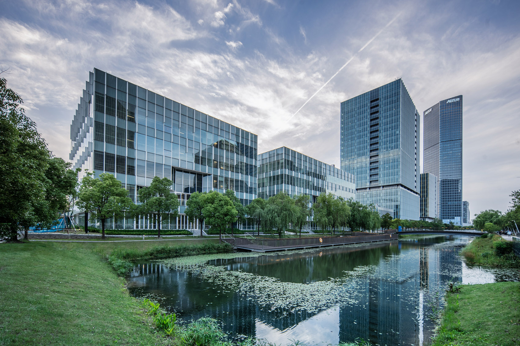 LUMINA 2 by Henderson Land, China by Gensler - 谷德设计网