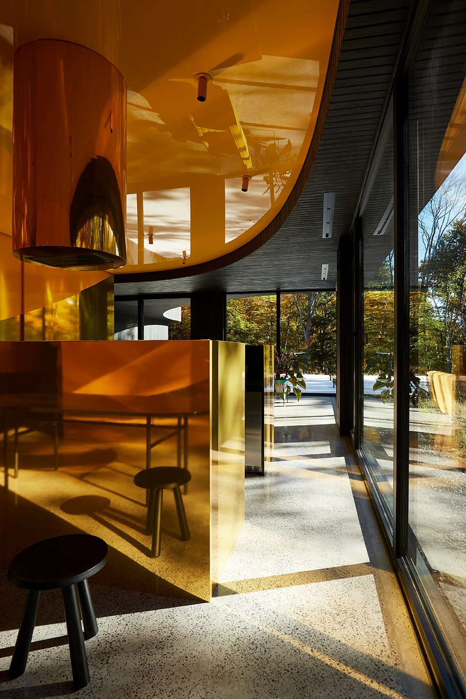 MEV Cabin by Jean Verville architectes