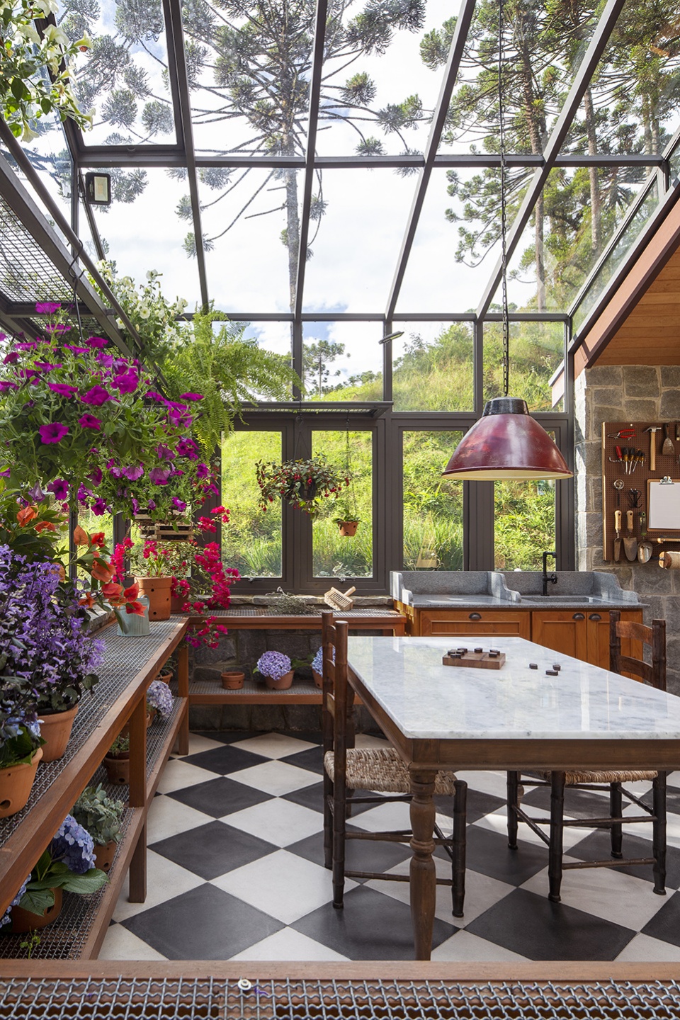 araucaria greenhouse by anga arquitetura