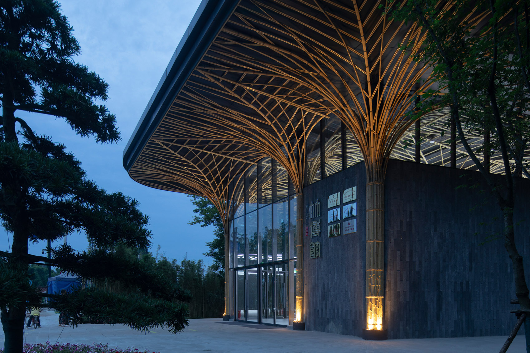 Qionglai Bamboo Pavilion by UNO Architects + Lin Rong Studio, SWJTU - 谷德设计网