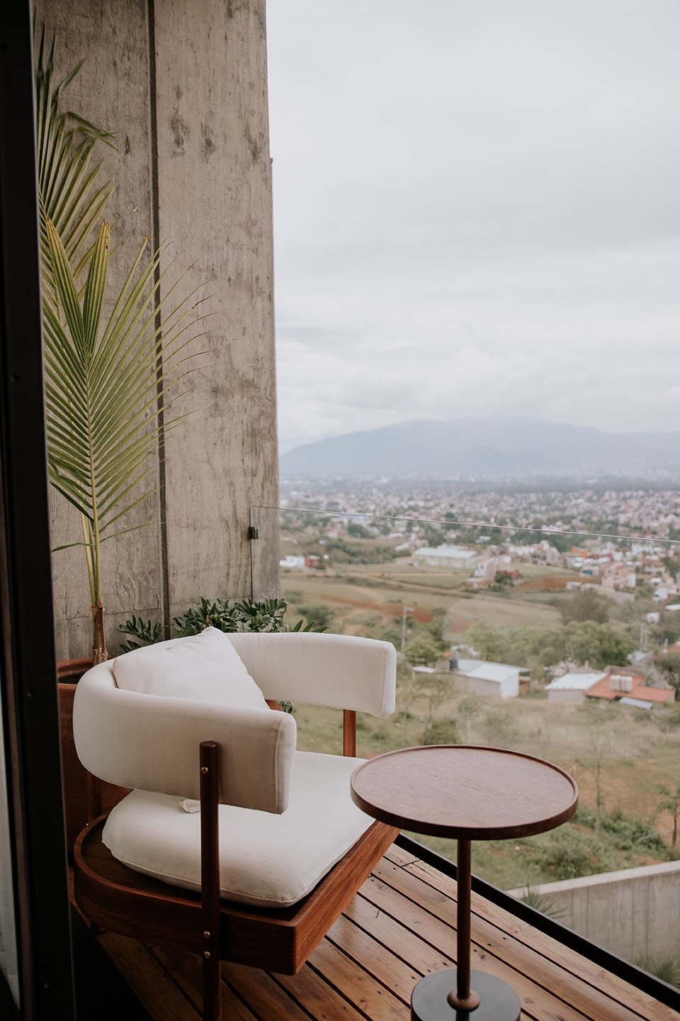 Flavia Luxury Hotel by ROOTSTUDIO